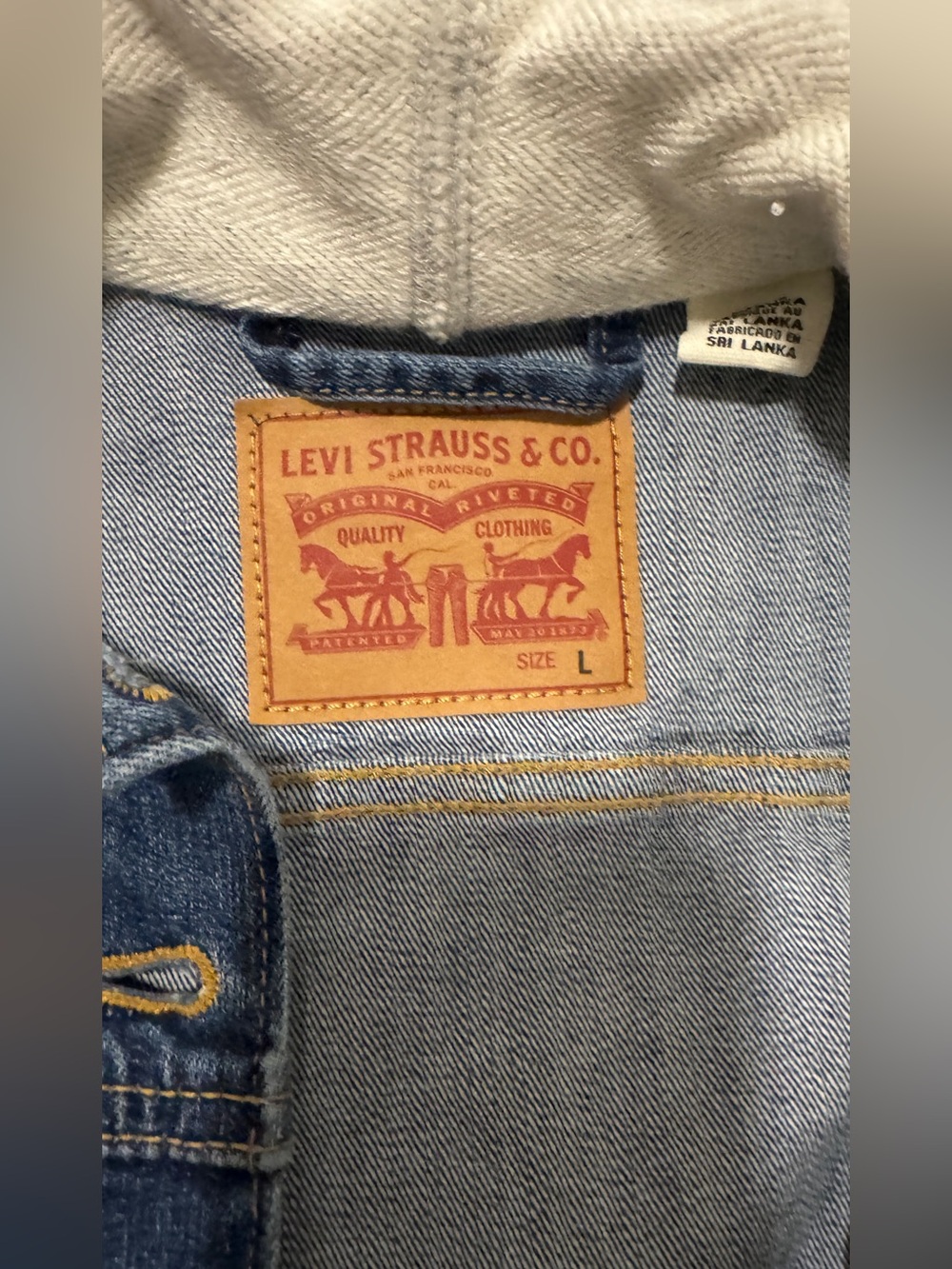 Levi's Blue Denim Jacket with Gray Hoodie Sleeves - Picture 2 of 3